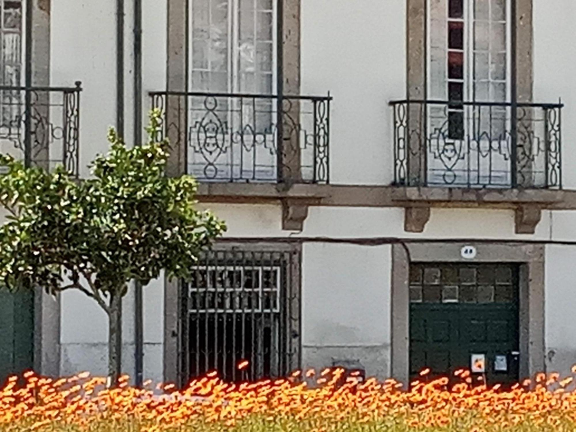 Family Adams House Hostel Braga Exterior photo